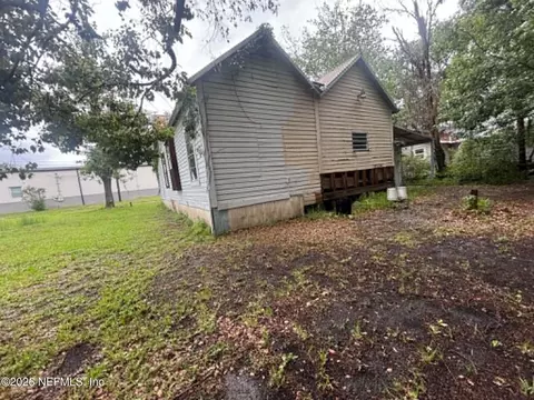 Other - 634 N Cherry St, Starke, FL 32091 photo 2 of 10