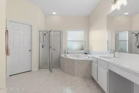 Bath - 1768 Eagle Watch Dr, Fleming Island, FL 32003 photo 1 of 5