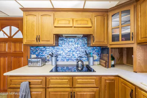 Kitchen - 157 Ida Blvd, Interlachen, FL 32148 photo 4 of 5