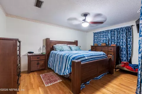 Bedroom - 157 Ida Blvd, Interlachen, FL 32148 photo 1 of 7