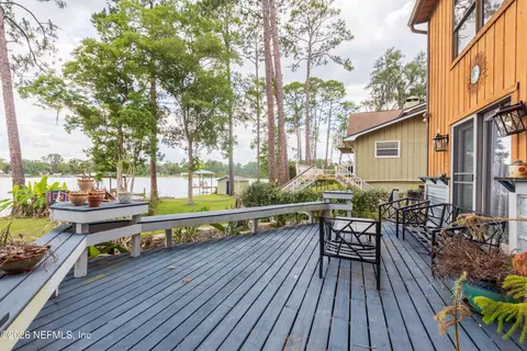 Exterior - 157 Ida Blvd, Interlachen, FL 32148 photo 2 of 11