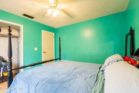 Bedroom - 157 Ida Blvd, Interlachen, FL 32148 photo 6 of 7