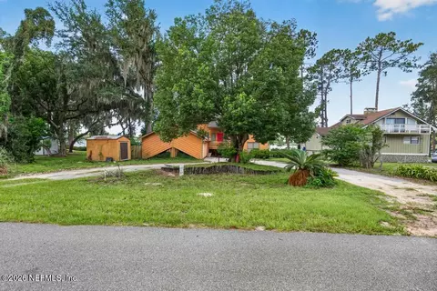 Exterior - 157 Ida Blvd, Interlachen, FL 32148 photo 5 of 11