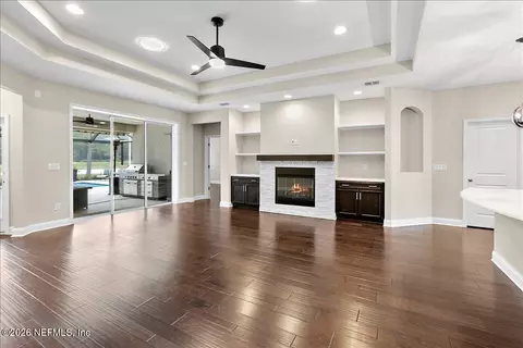 Living - 160 Greenview Ln, Saint Augustine, FL 32092 photo 2 of 4