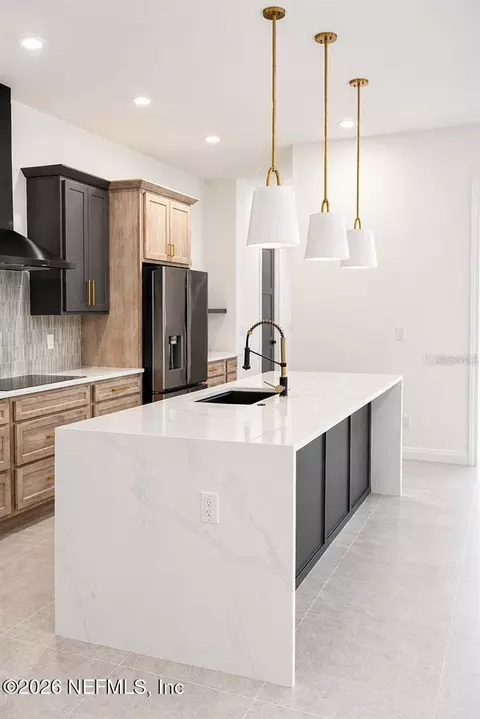 Kitchen - 68 Eric Dr, Palm Coast, FL 32164 photo 4 of 5