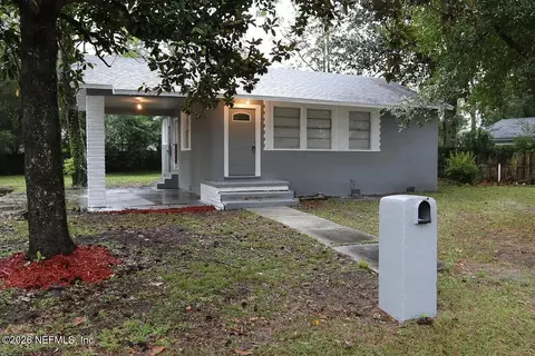 9061 Monroe Ave, Jacksonville, FL 32208