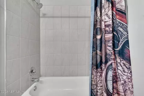 Bath - 3250 Bailey Ann Dr, Ormond Beach, FL 32174 photo 4 of 4