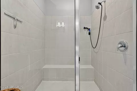 Bath - 3250 Bailey Ann Dr, Ormond Beach, FL 32174 photo 2 of 4
