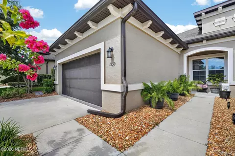 Exterior - 3250 Bailey Ann Dr, Ormond Beach, FL 32174 photo 2 of 8