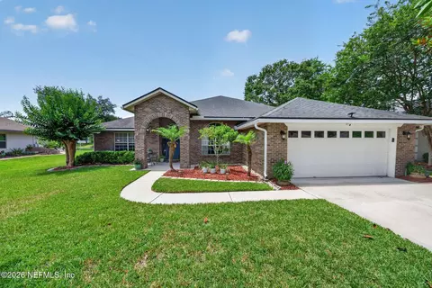 521 Grand Parke Dr, Saint Johns, FL 32259