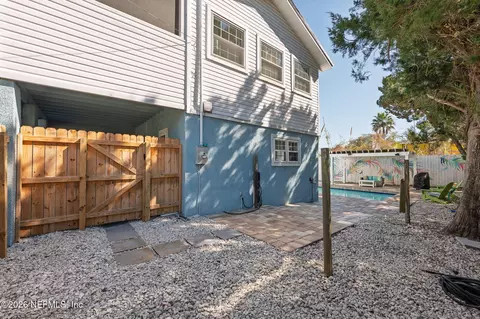 Exterior - 287 Boulevard Des Pins, Saint Augustine, FL 32080 photo 5 of 13