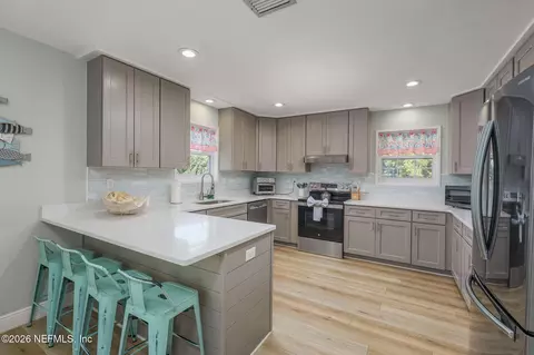 Kitchen - 287 Boulevard Des Pins, Saint Augustine, FL 32080 photo 1 of 3