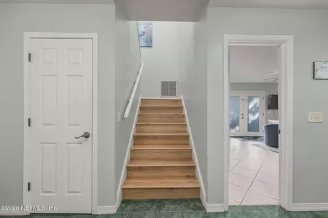 Entry Way - 287 Boulevard Des Pins, Saint Augustine, FL 32080 photo 3 of 4