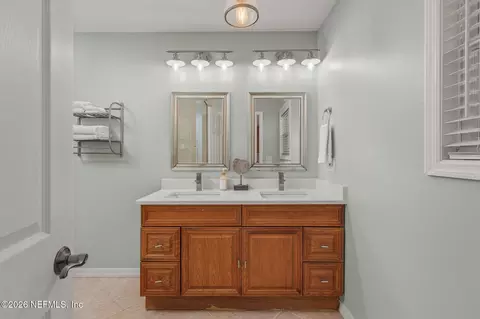 Bath - 287 Boulevard Des Pins, Saint Augustine, FL 32080 photo 2 of 4