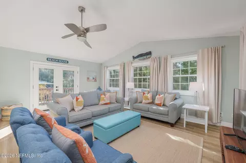 Living - 287 Boulevard Des Pins, Saint Augustine, FL 32080 photo 1 of 1