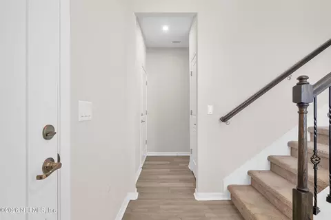 Entry Way - 158 Sage Hen Dr, Saint Augustine, FL 32095 photo 2 of 7