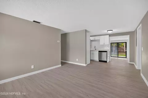 Living - 184 Draco St, Orange Park, FL 32073 photo 2 of 10