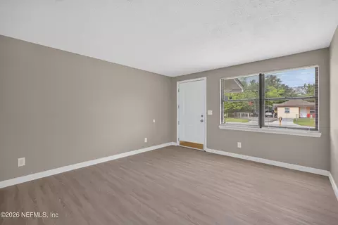 Living - 184 Draco St, Orange Park, FL 32073 photo 4 of 10