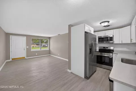 Living - 184 Draco St, Orange Park, FL 32073 photo 5 of 10