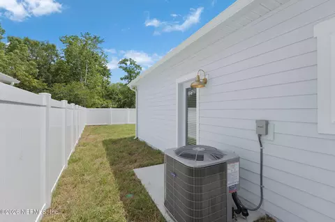 Exterior - 878 W 4th St, Saint Augustine, FL 32084 photo 1 of 4