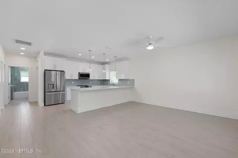 Living - 878 W 4th St, Saint Augustine, FL 32084 photo 1 of 3