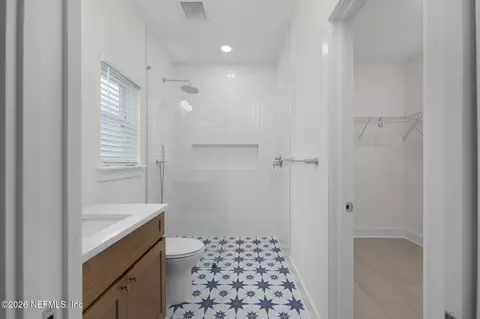 Bath - 878 W 4th St, Saint Augustine, FL 32084 photo 2 of 6