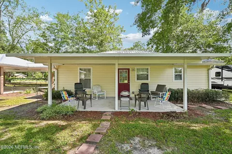 Exterior - 37153 S Pine St, Hilliard, FL 32046 photo 10 of 16