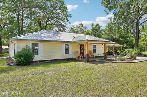 Exterior - 37153 S Pine St, Hilliard, FL 32046 photo 1 of 16