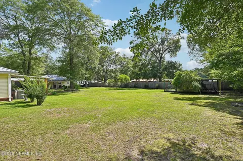 Exterior - 37153 S Pine St, Hilliard, FL 32046 photo 15 of 16