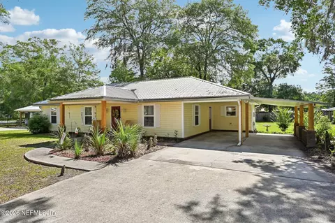 Exterior - 37153 S Pine St, Hilliard, FL 32046 photo 2 of 16