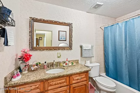 Bath - 37153 S Pine St, Hilliard, FL 32046 photo 1 of 5