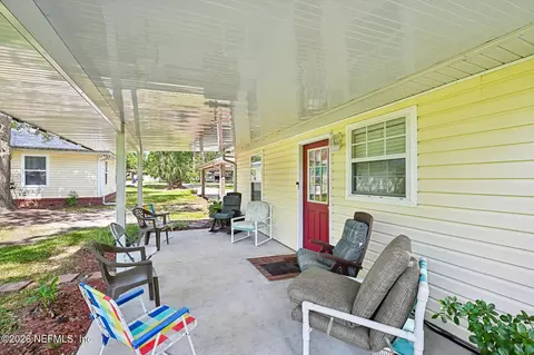 Exterior - 37153 S Pine St, Hilliard, FL 32046 photo 11 of 16