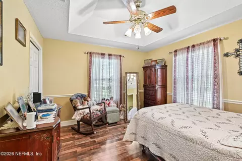 Bedroom - 37153 S Pine St, Hilliard, FL 32046 photo 4 of 7