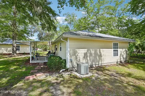 Exterior - 37153 S Pine St, Hilliard, FL 32046 photo 12 of 16