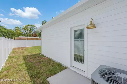 Exterior - 874 W 4th St, Saint Augustine, FL 32084 photo 1 of 4
