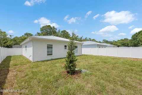 Exterior - 874 W 4th St, Saint Augustine, FL 32084 photo 4 of 4