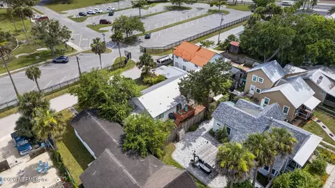 View/Area - 18 Ocean Ave, Saint Augustine, FL 32084 photo 4 of 9