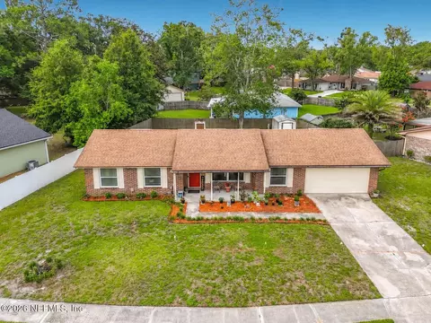 7224 Blackberry Ln N, Jacksonville, FL 32244