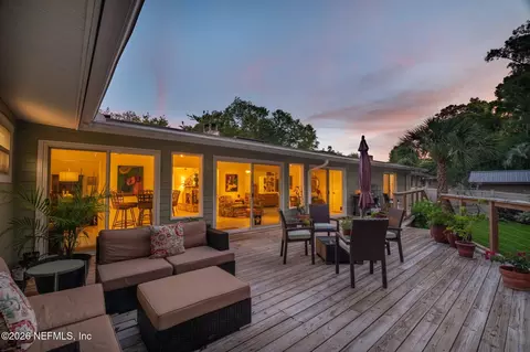 2247 Segovia Ave, Jacksonville, FL 32217