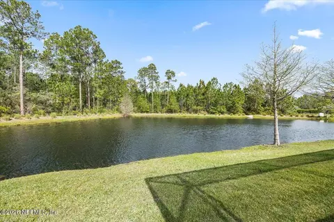 401 Brambly Vine Dr, Saint Johns, FL 32259