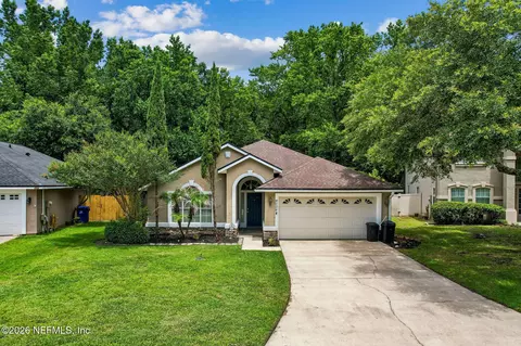 556 Redberry Ln, Saint Johns, FL 32259
