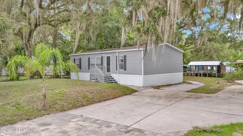 103 Rivershore Dr, San Mateo, FL 32187