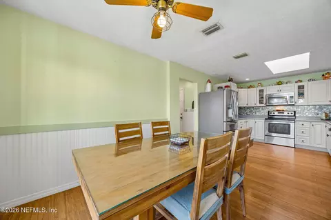Dining - 97145 Blackbeards Way, Yulee, FL 32097 photo 2 of 2