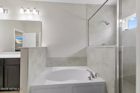 Bath - 191 Holly Forest Dr, Saint Augustine, FL 32092 photo 2 of 3