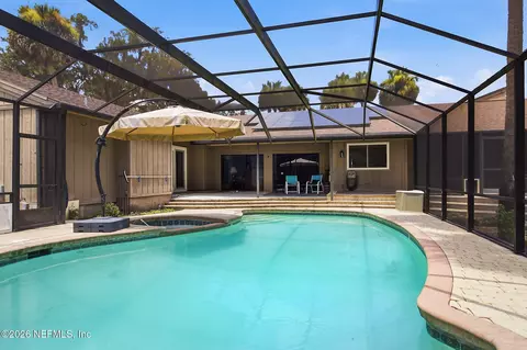 5454 River Trail Rd S, Jacksonville, FL 32277