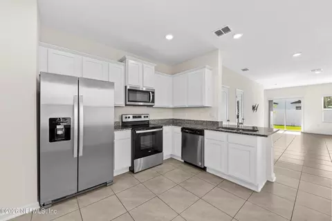 47 Summer Daze Dr, Saint Augustine, FL 32095 photo 2
