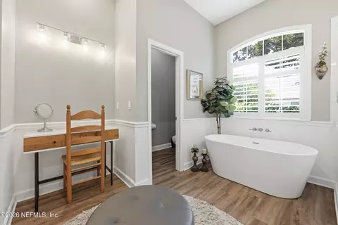 Bath - 828 Riley Ln, Saint Augustine, FL 32095 photo 3 of 7