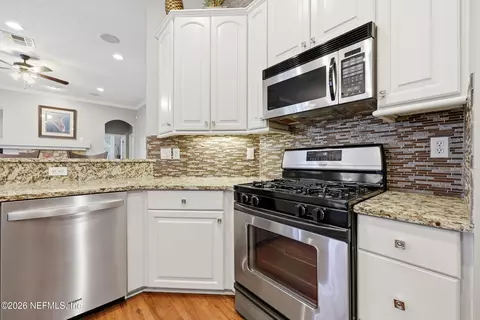 Kitchen - 828 Riley Ln, Saint Augustine, FL 32095 photo 4 of 5