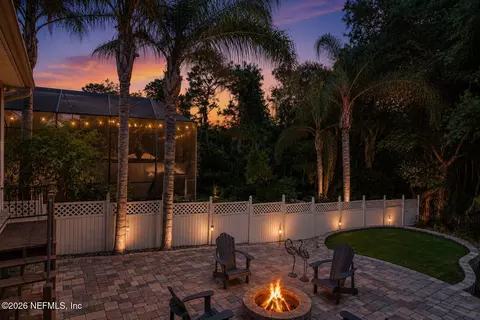 828 Riley Ln, Saint Augustine, FL 32095