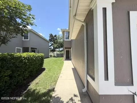 Entry Way - 433 Scrub Jay Dr, Saint Augustine, FL 32092 photo 1 of 2